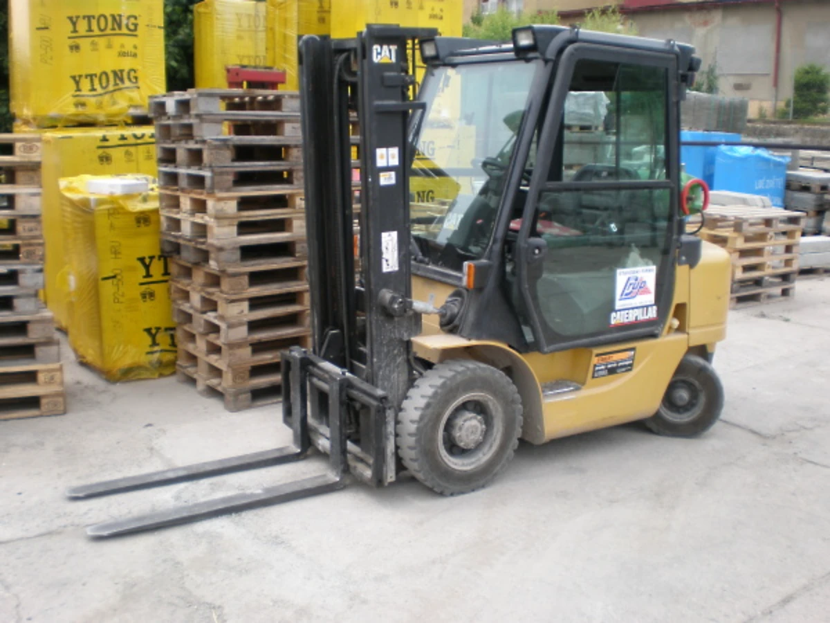 Manipulace materiálu vysokozdvižným vozíkem