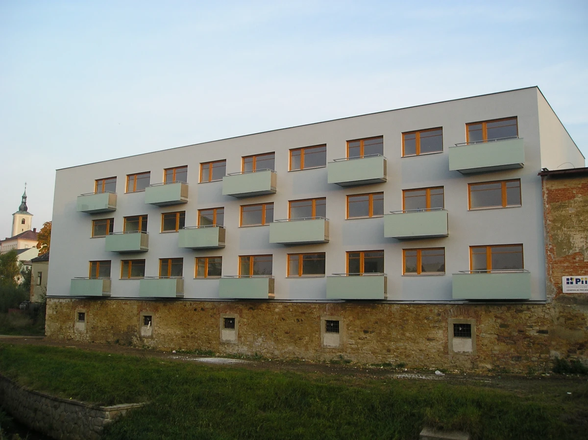 Rekonstrukce fasady bytovy dum